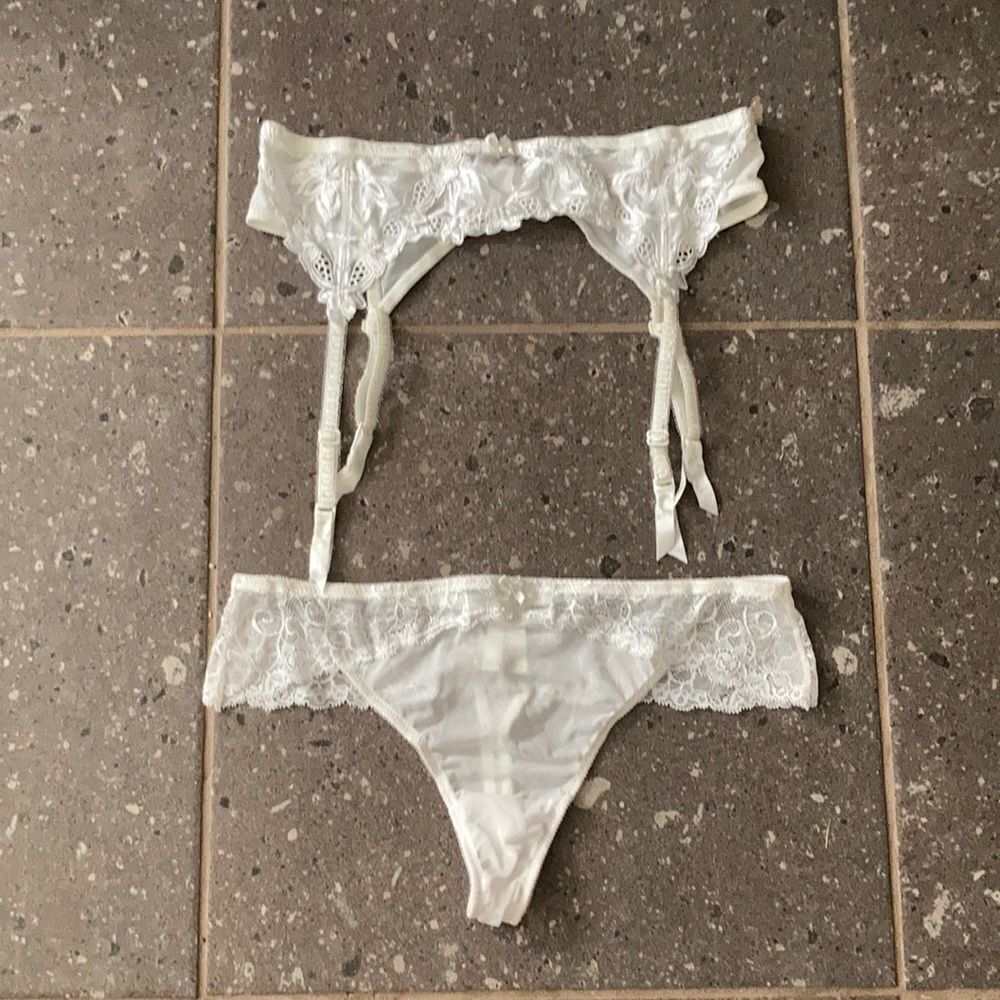 Chanteuse Garter & thong bride Victorian style sz- 2xL